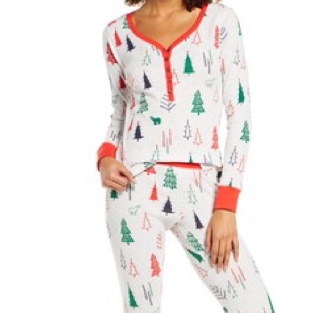 Nordstrom Women's Festive Tree Print Pajama Set